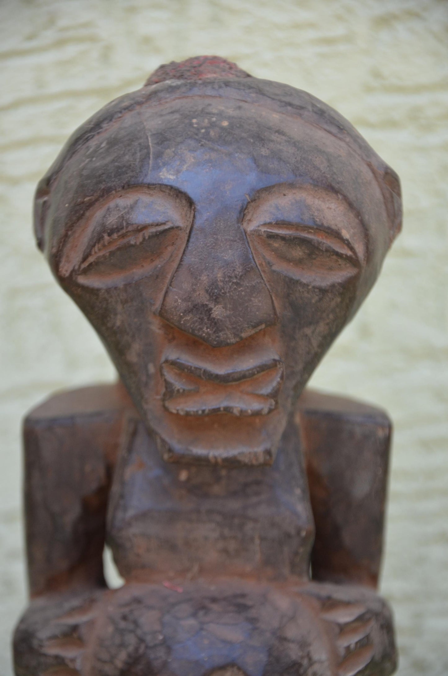 Authentic Luba Female Bowl Bearer Figure | Congolese Art