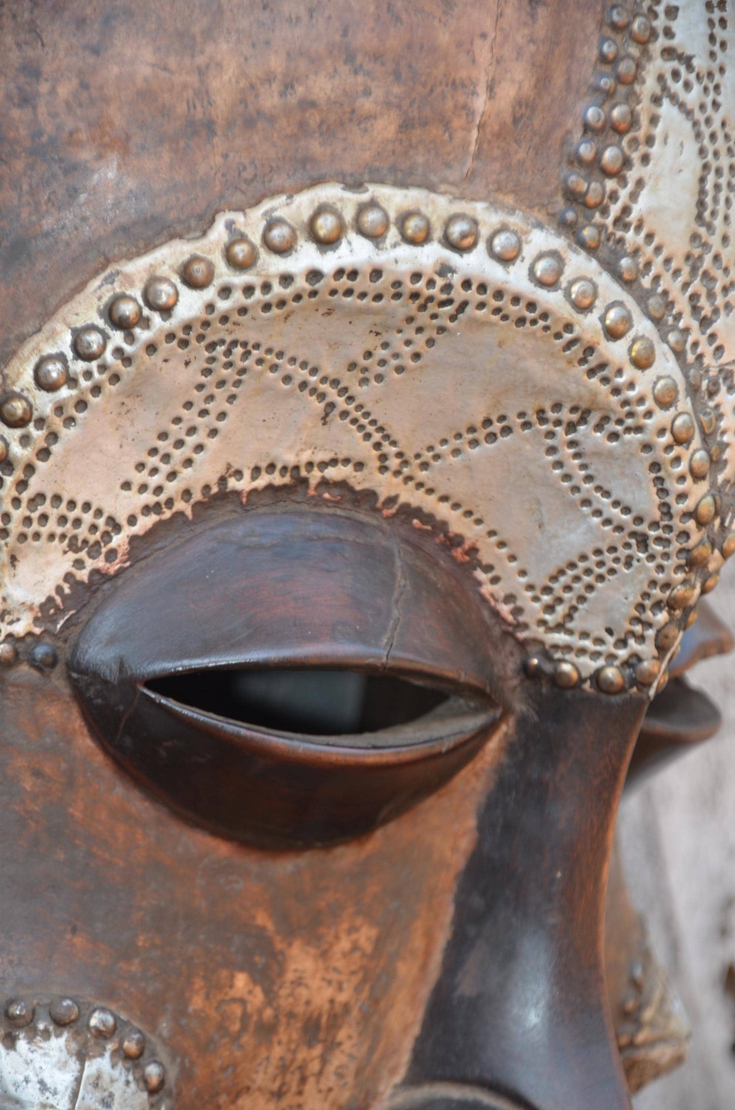 Authentic Guro-Style Mask | Elegant Ivorian Tribal Wall Art