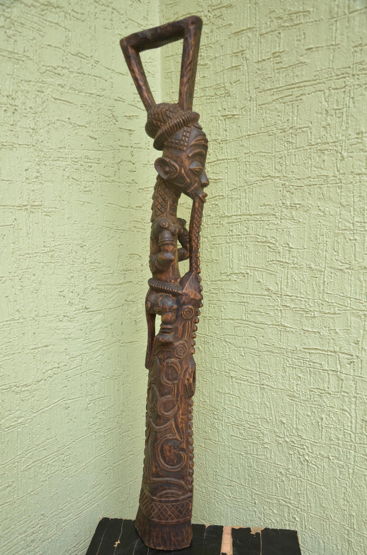 Lulua Signaling Horn â€“ 42" Large Hand-Carved Wood Prestige Instrument â€“ Art.