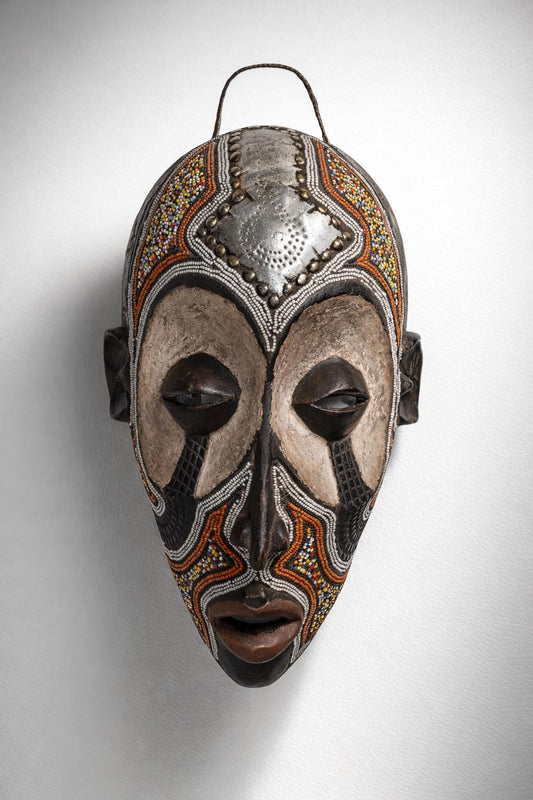 Kumu Beaded Mask – Handcrafted African Wall Art