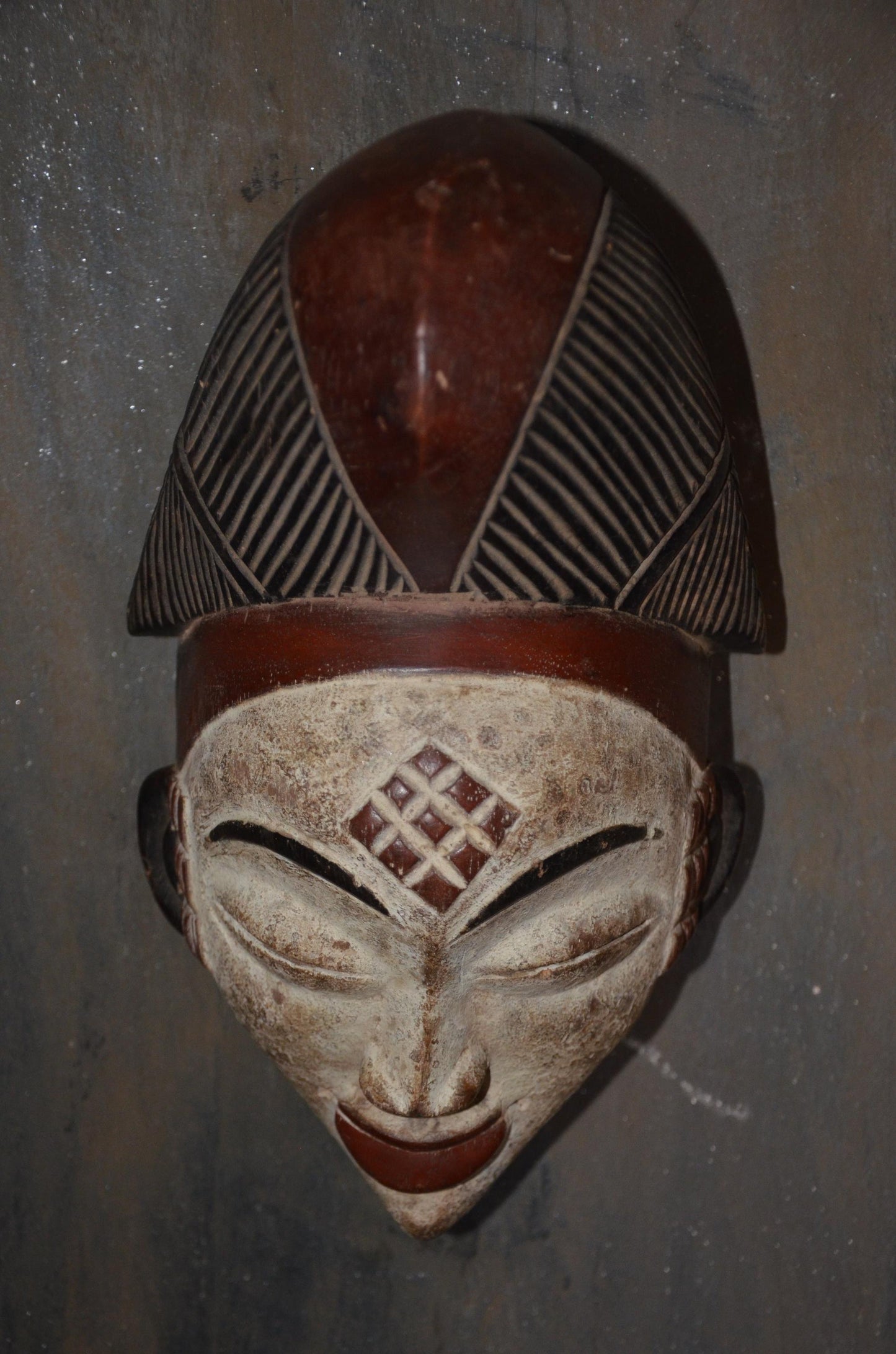 Authentic Bapunu Mask | Okuyi Ancestral Spirit | Gabonese Art