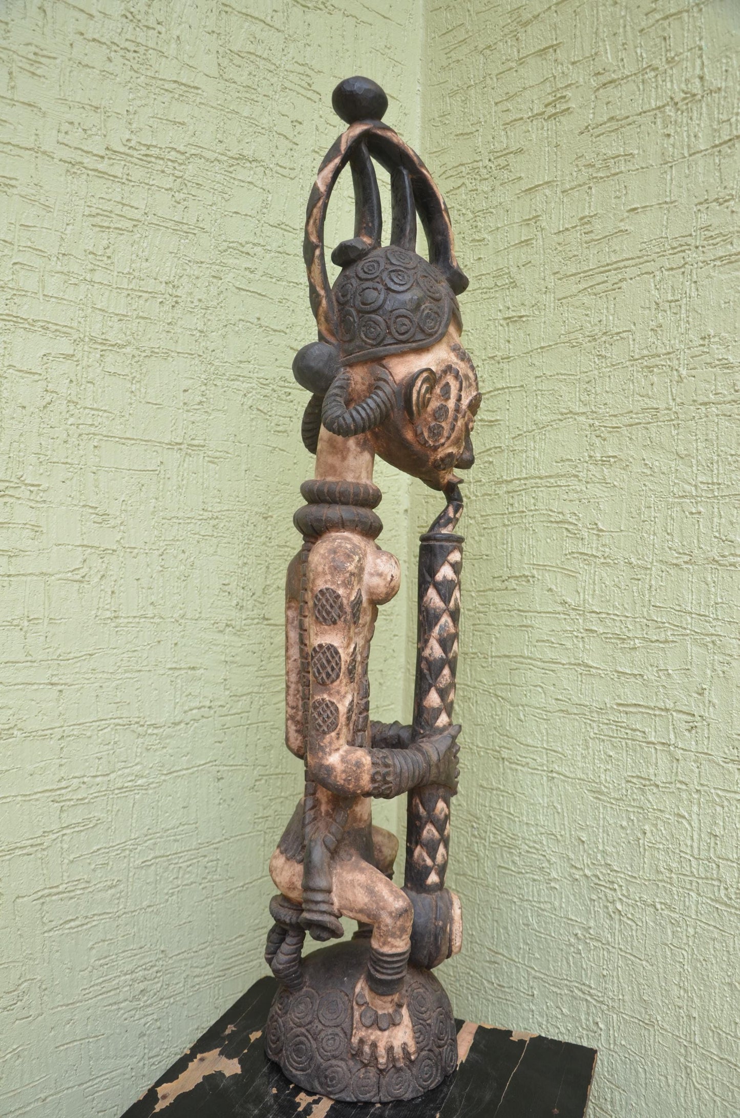 Authentic Idoma Pipe-Smoker Shrine Figure | Nigerian Tribal Art