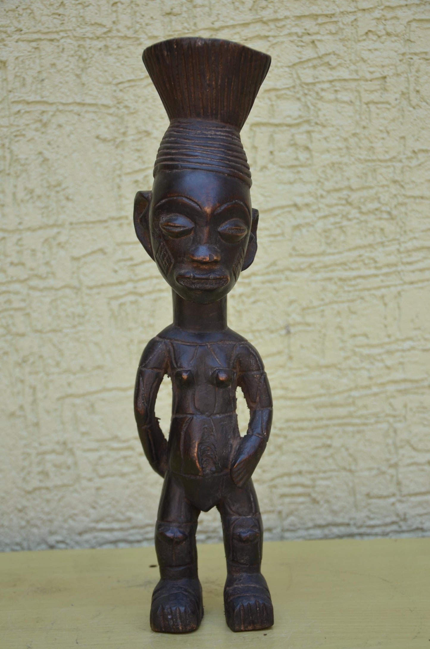 Authentic Mangbetu Female Figure | Congolese Art