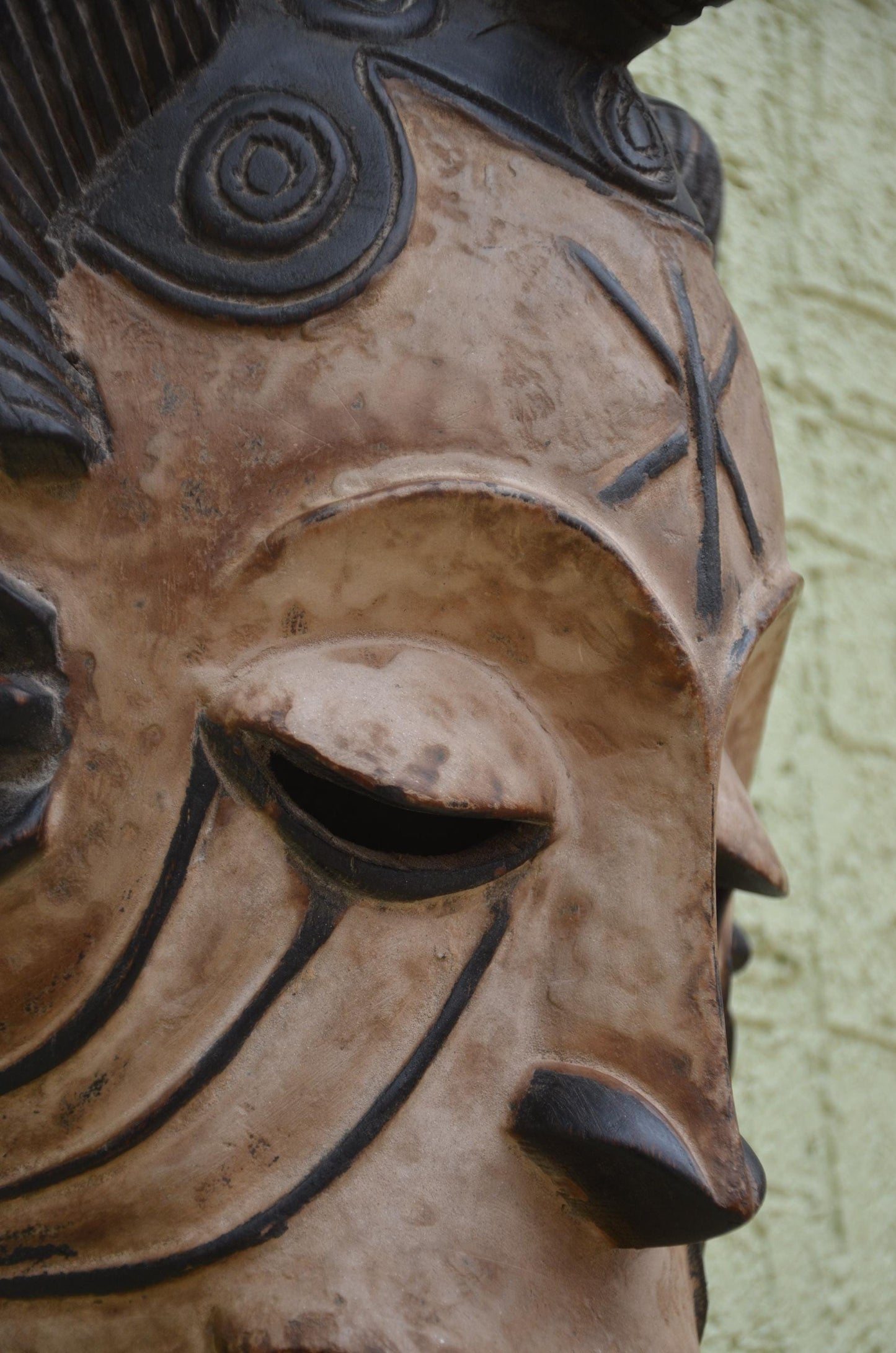 Punu Okuyi Mask | African White-Faced Tribal Art