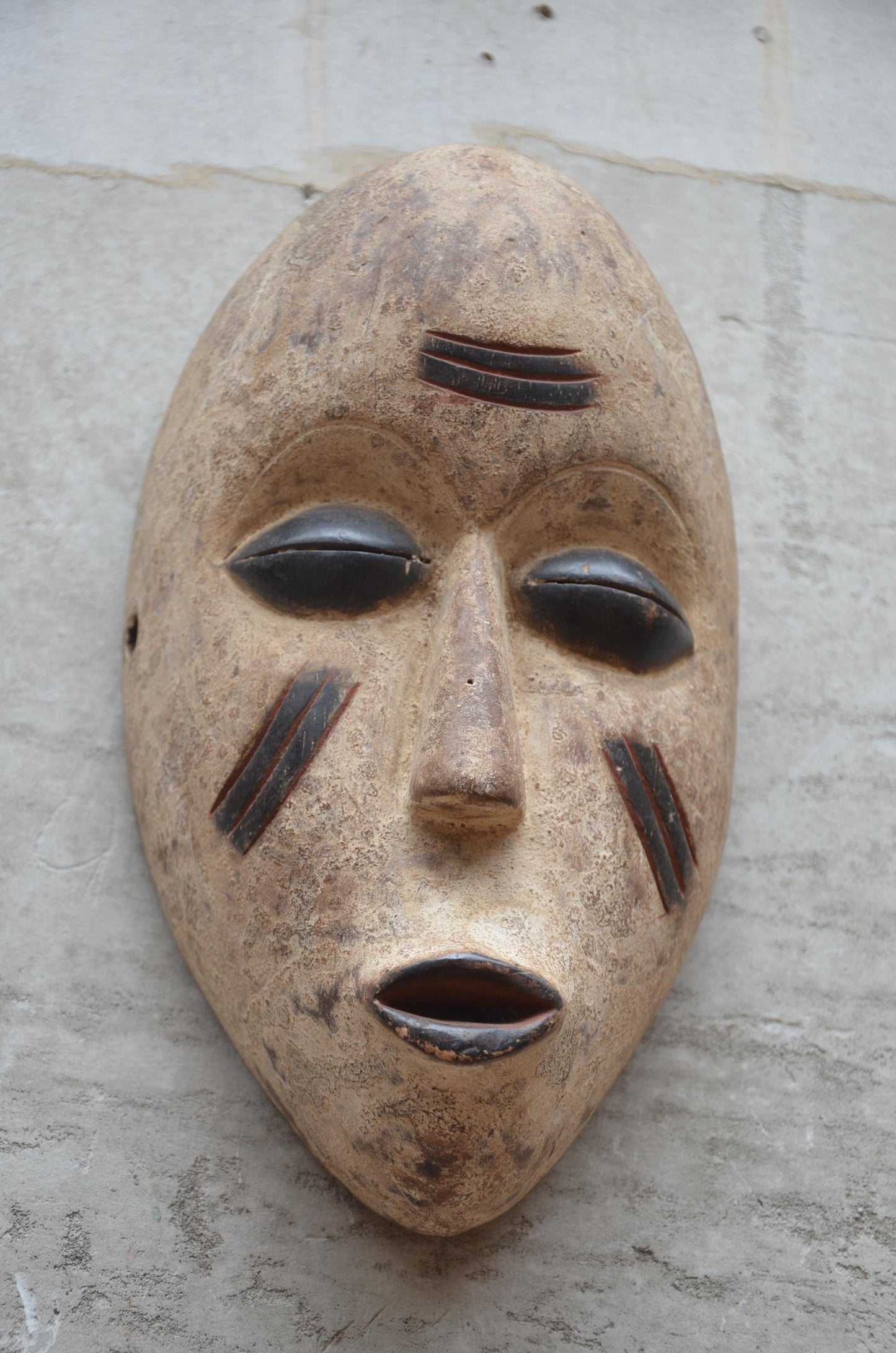 Fang Mitsogo Mask – 12" Hand-Carved Wood Wall Art – Gabonese Tribal Decor