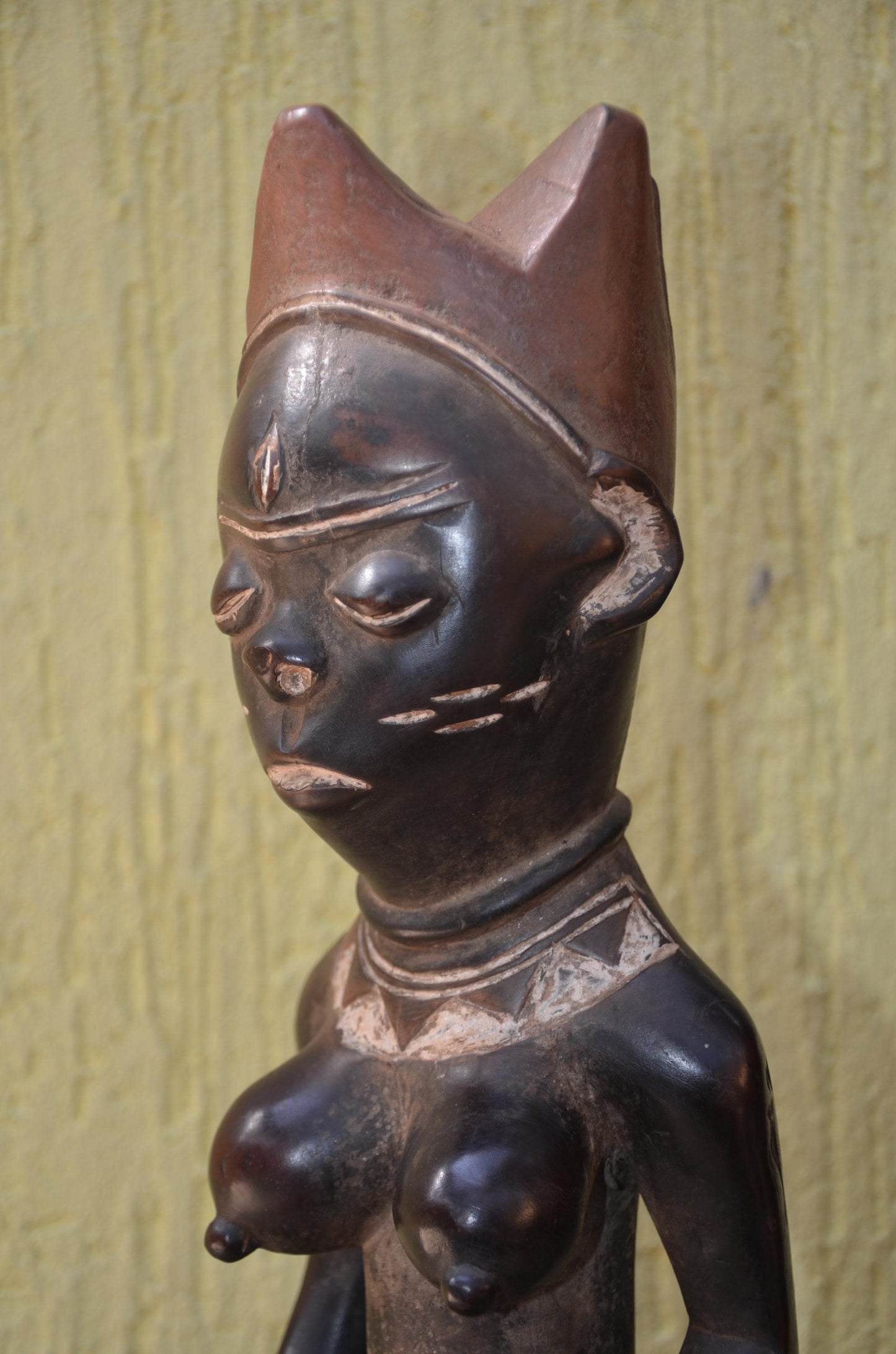 Baule Maternity Statue – 19" Hand-Carved Wood Mother & Child – Ivory Coast