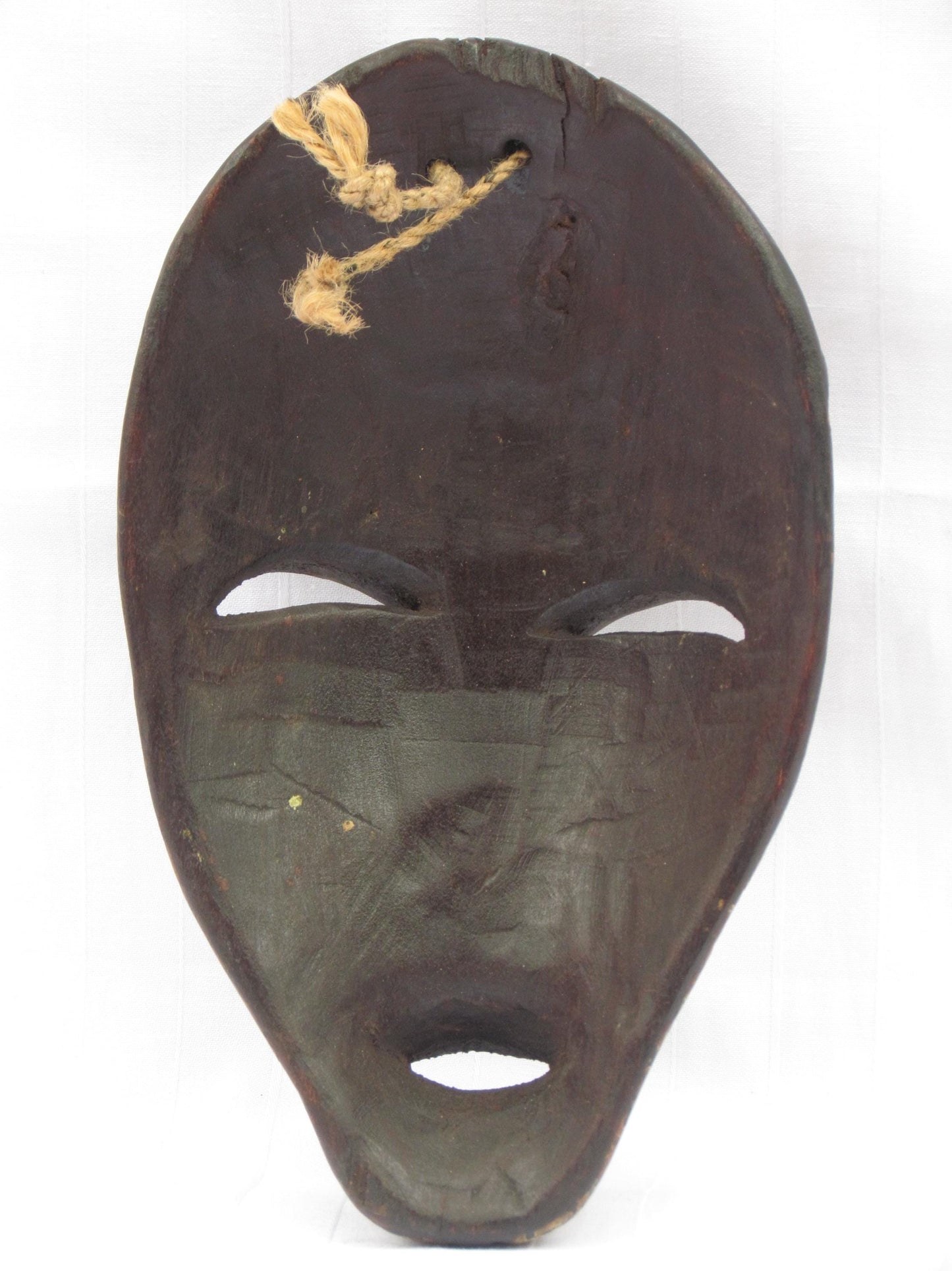 Masque mural africain traditionnel en bois sculpté à la main, de la RDC