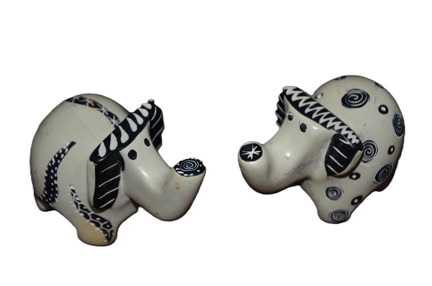 Set of 2 Soapstone Elephant Figurines Hand Carved Kenyan Animal Statue Cream Black Modern Boho Shelf Decor Elephant Lover Gift Art