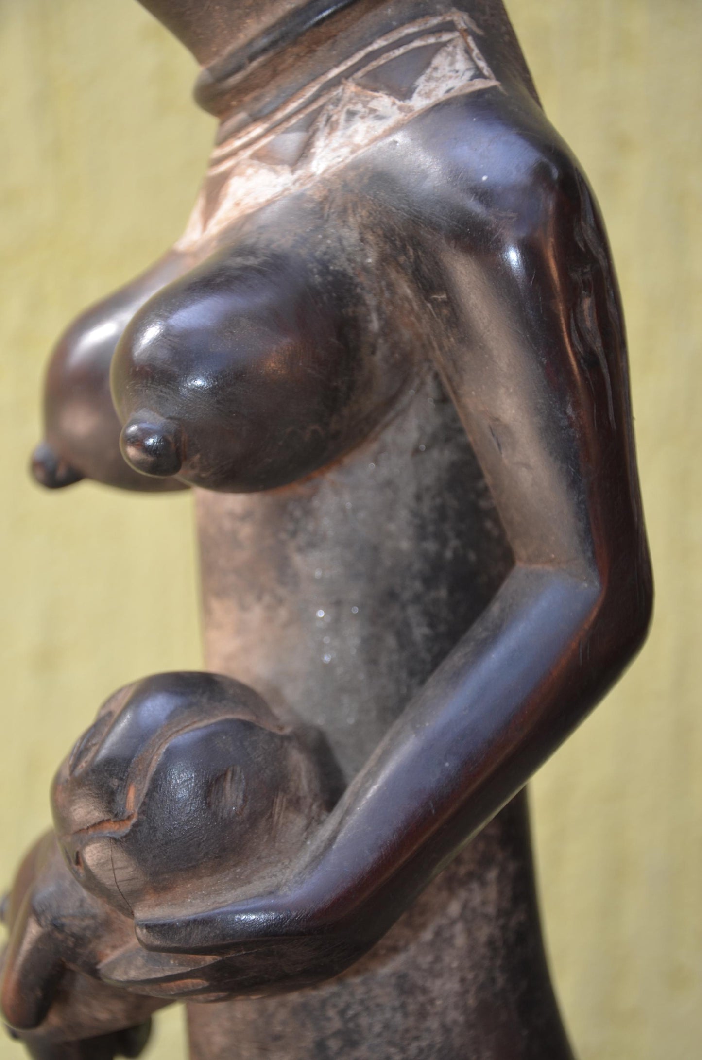 Baule Maternity Statue – 19" Hand-Carved Wood Mother & Child – Ivory Coast