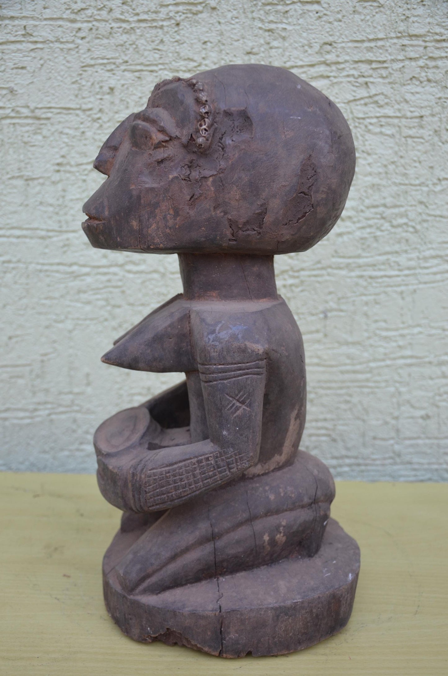 Luba Female Bowl Bearer Figure | DRC Ethnographic Art
