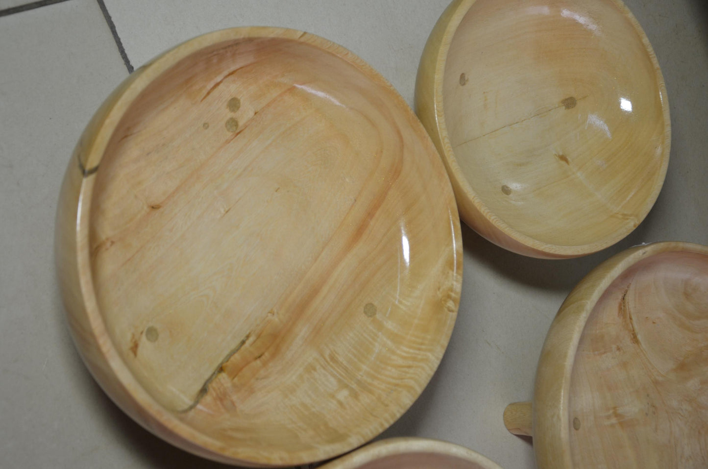 Set of 4 Footed Wooden Bowls | Natural Blonde Wood Decorative Fruit Dish Set
