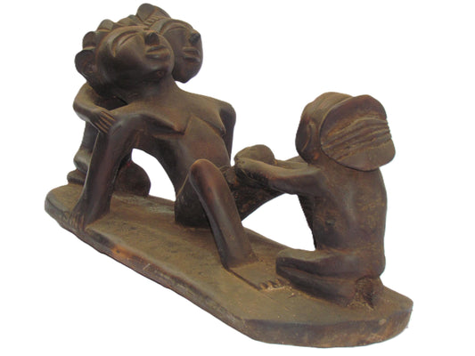 Sculpture vintage Luba représentant une scène de naissance, art tribal africain, statue de maternité primitive en bois sculpté à la main, décoration d'intérieur afrocentrique, Congo des années 1980
