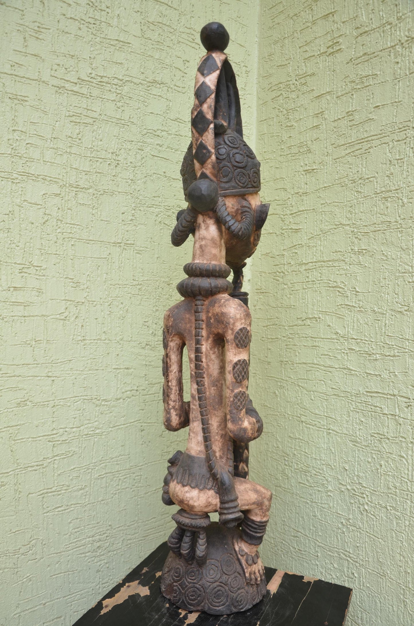 Authentic Idoma Pipe-Smoker Shrine Figure | Nigerian Tribal Art