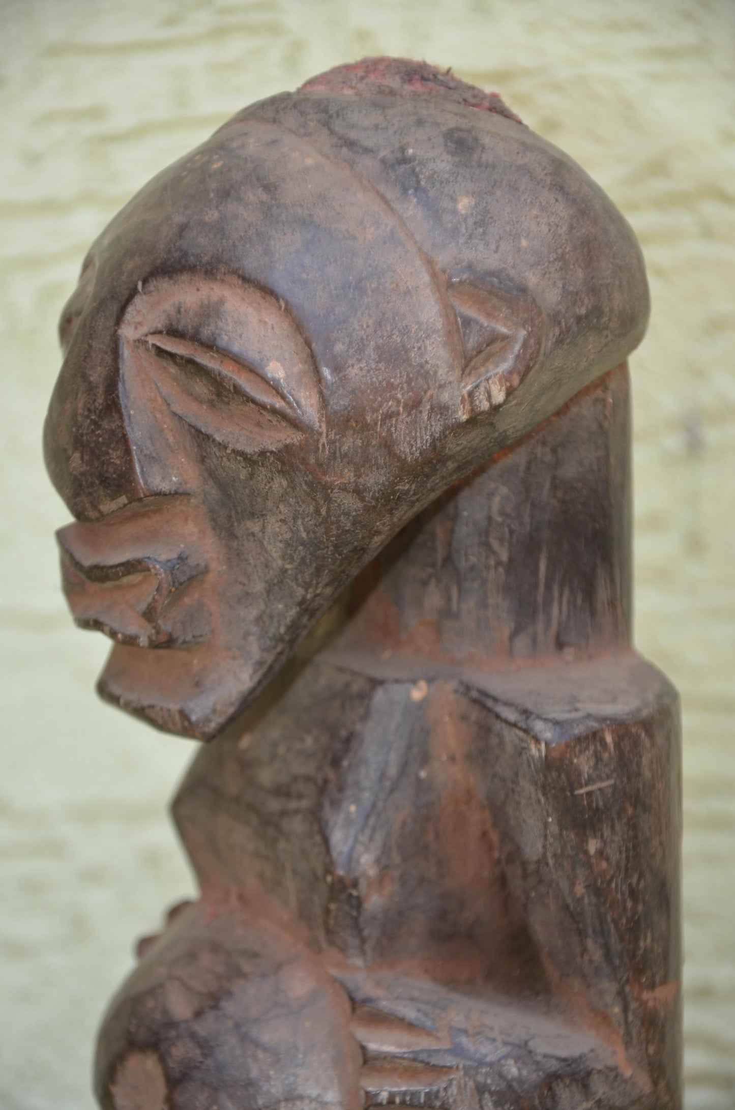 Authentic Luba Female Bowl Bearer Figure | Congolese Art