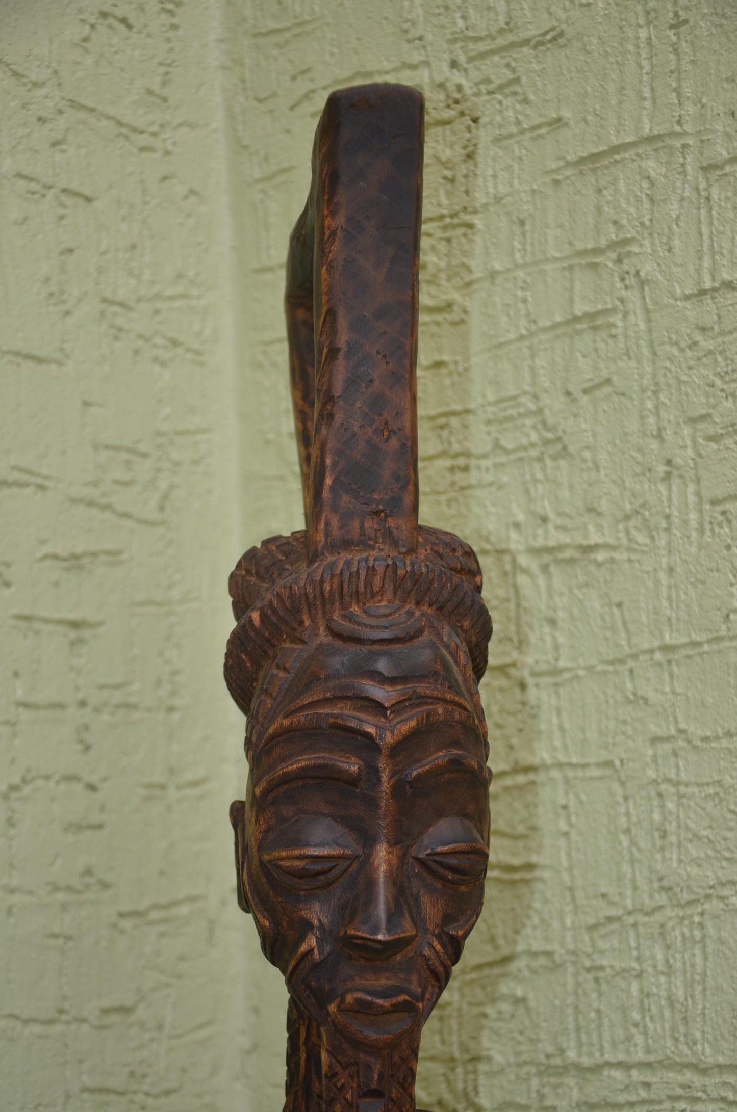 Lulua Signaling Horn â€“ 42" Large Hand-Carved Wood Prestige Instrument â€“ Art.