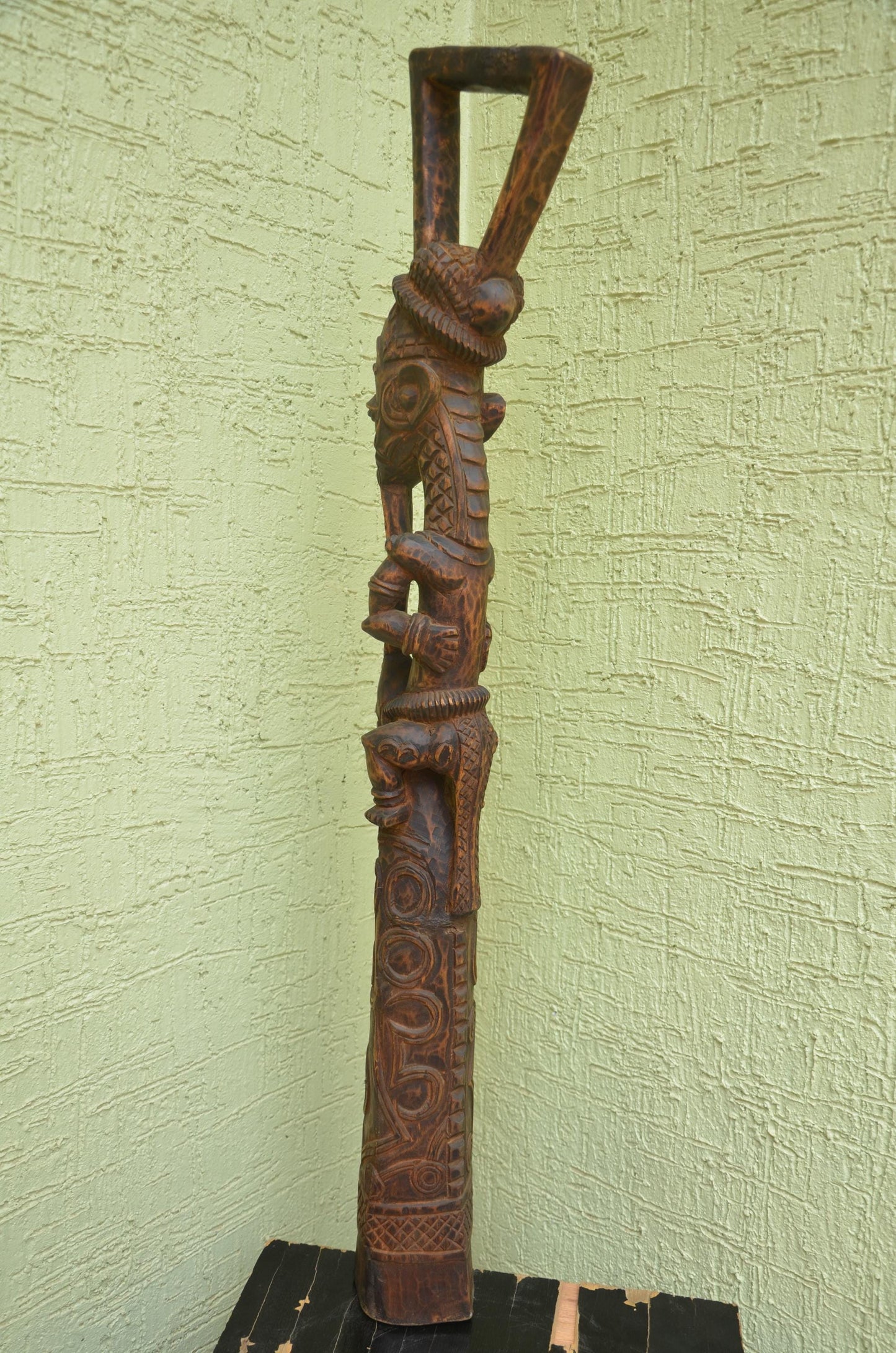 Lulua Signaling Horn â€“ 42" Large Hand-Carved Wood Prestige Instrument â€“ Art.