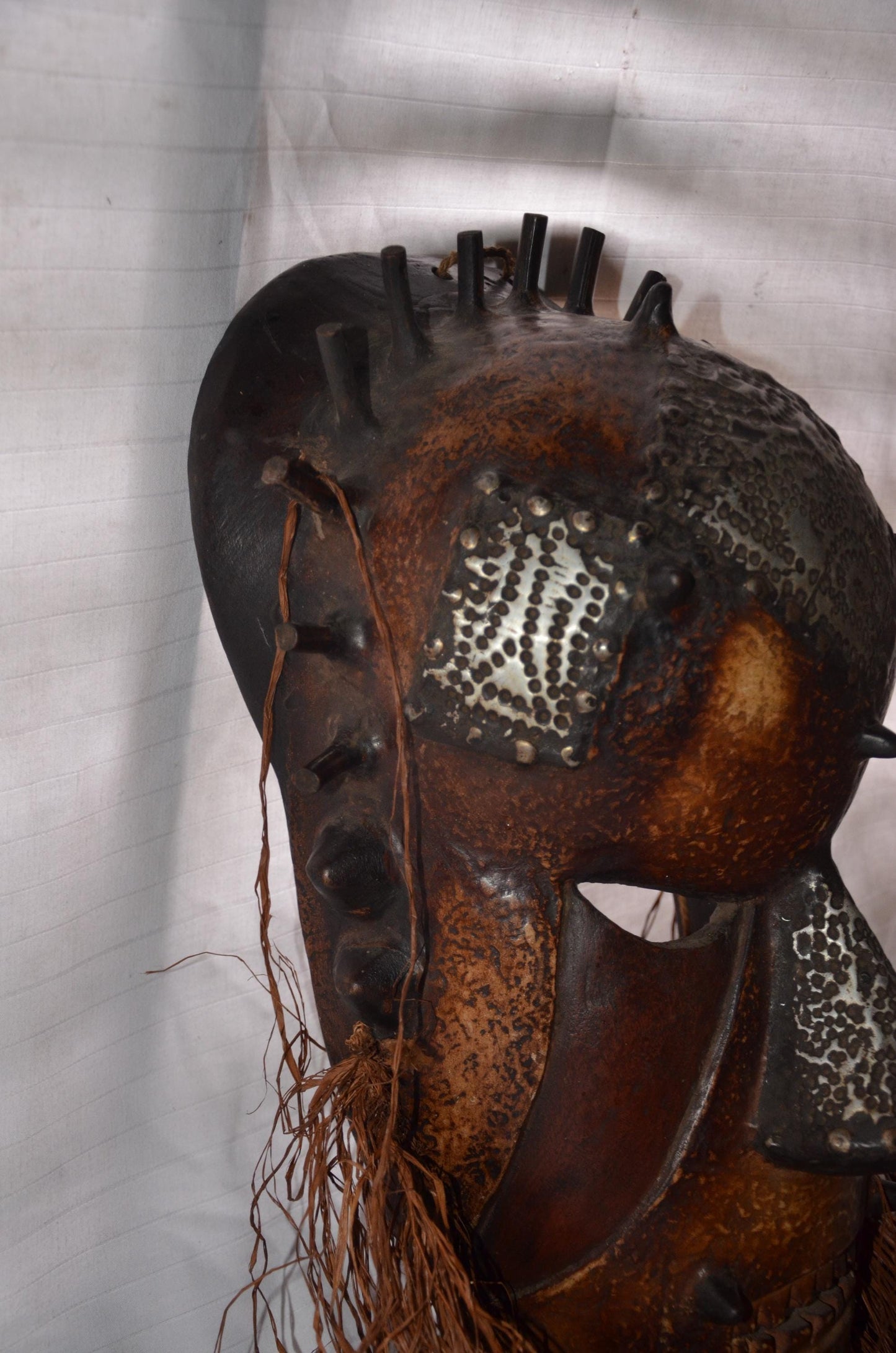 Biombo Tshimwana Mask | Hand-Carved Congolese Tribal Art