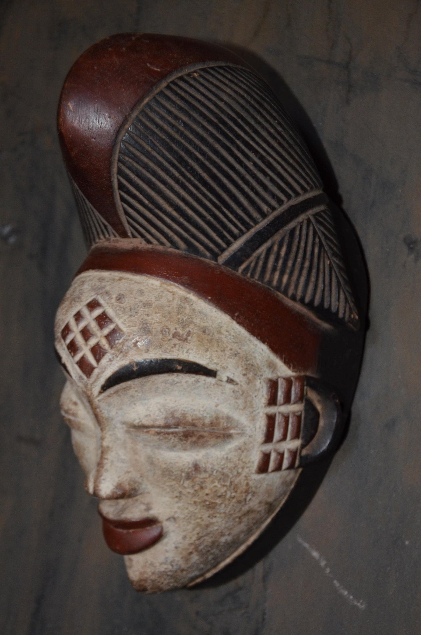 Authentic Bapunu Mask | Okuyi Ancestral Spirit | Gabonese Art