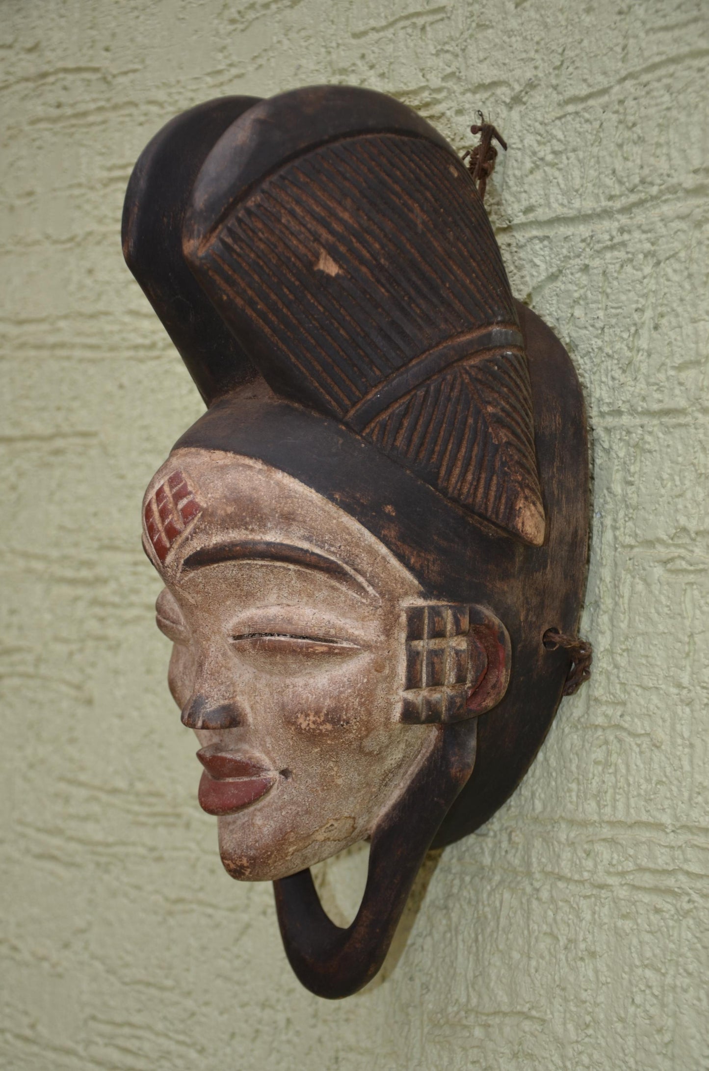 Punu Okuyi Mask | Small African Tribal Art