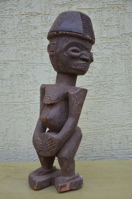 Authentic Female Luba Bowl Bearer Figure | Congolese Art
