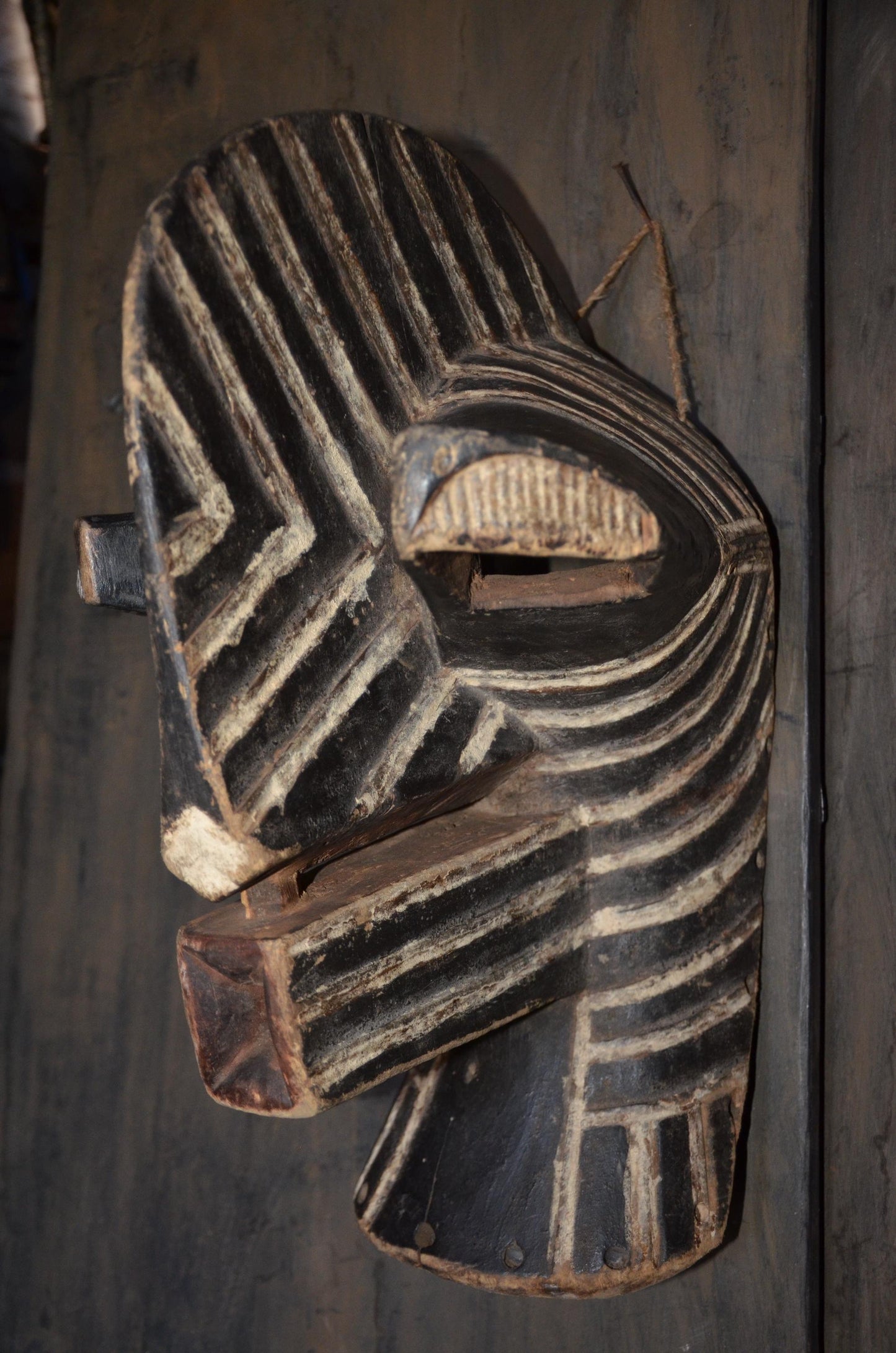 Male Songye Kifwebe Mask – 19" Large Congo Tribal Wall Art – Wooden Decor