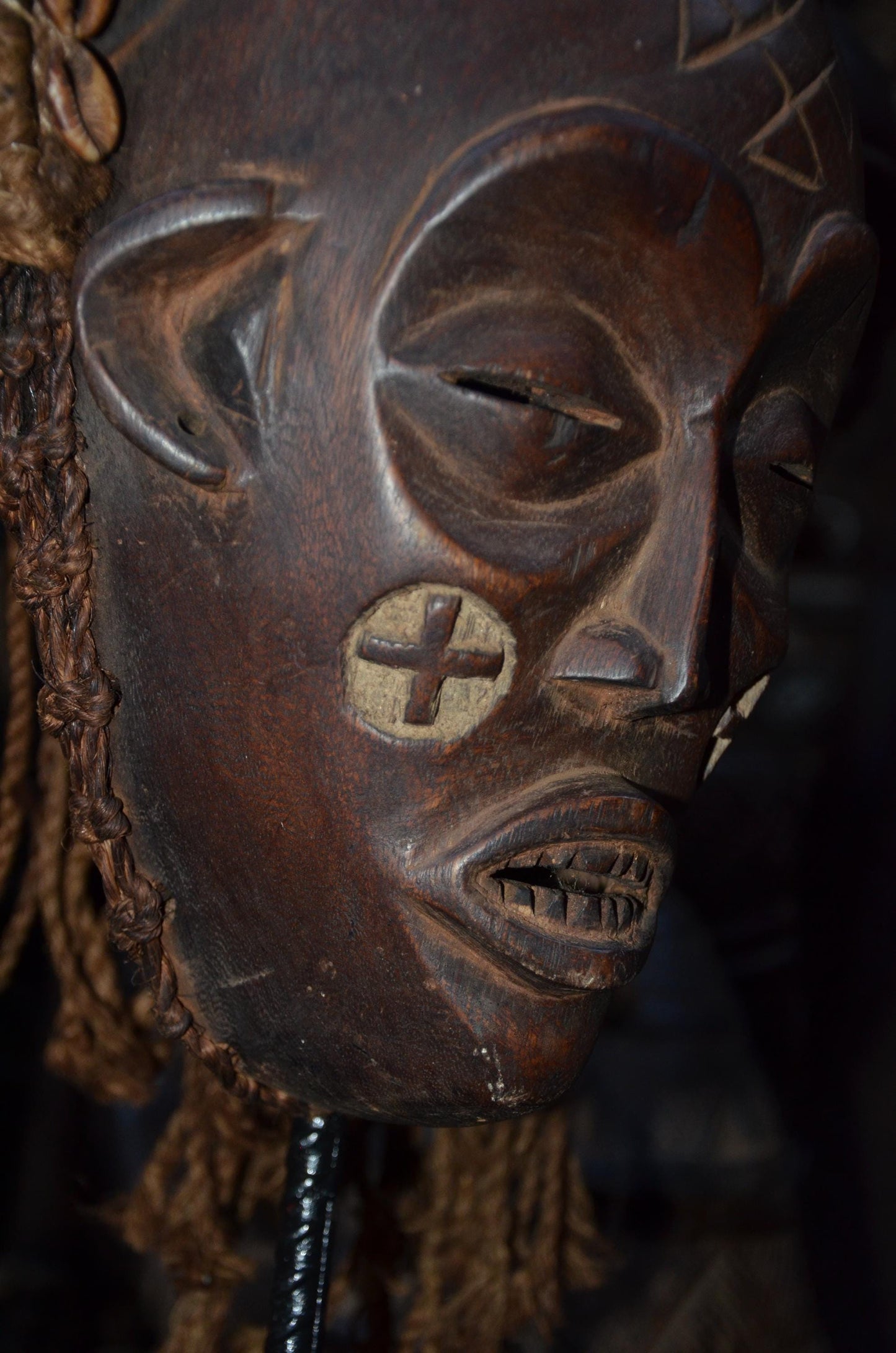 Chokwe Pwo Mask – 14" Hand-Carved Wood Female Spirit Mask – Tribal Wall Art