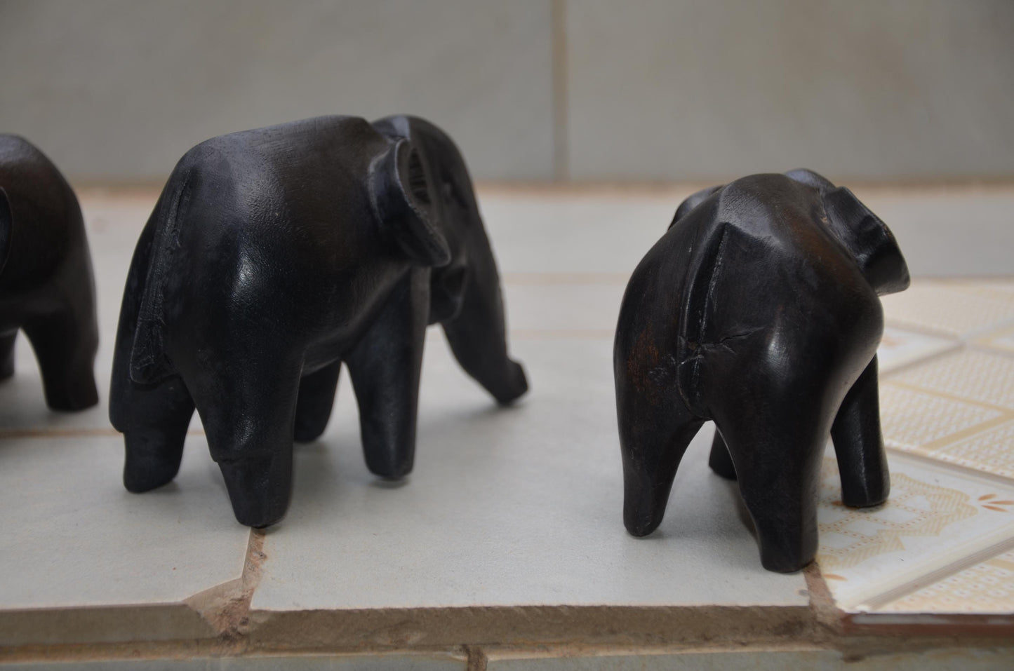 Set of 4 Hand Carved Wooden Elephant Figurines for Lucky Home Decor and Gifts