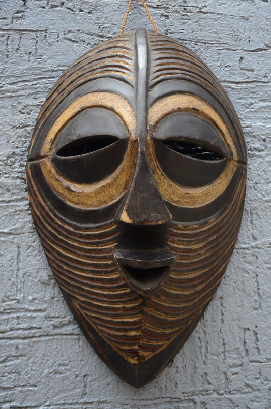 Hand Carved Kifwebe Mask – Songye Luba Wood Tribal Wall Art, Congo Decor