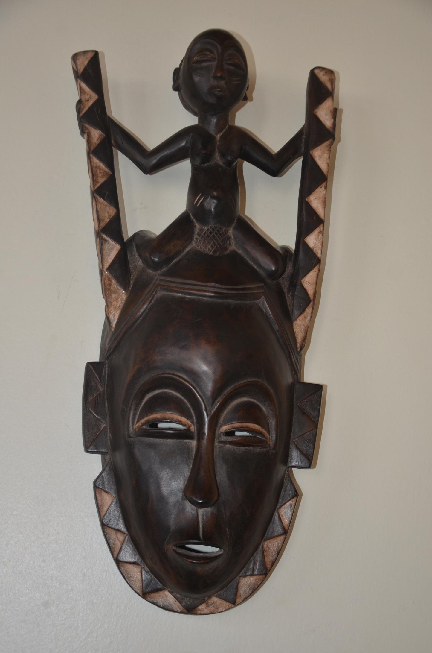 Guro Mblo Mask – 22" Ivory Coast Wood Wall Art – African Ancestor Figure Decor