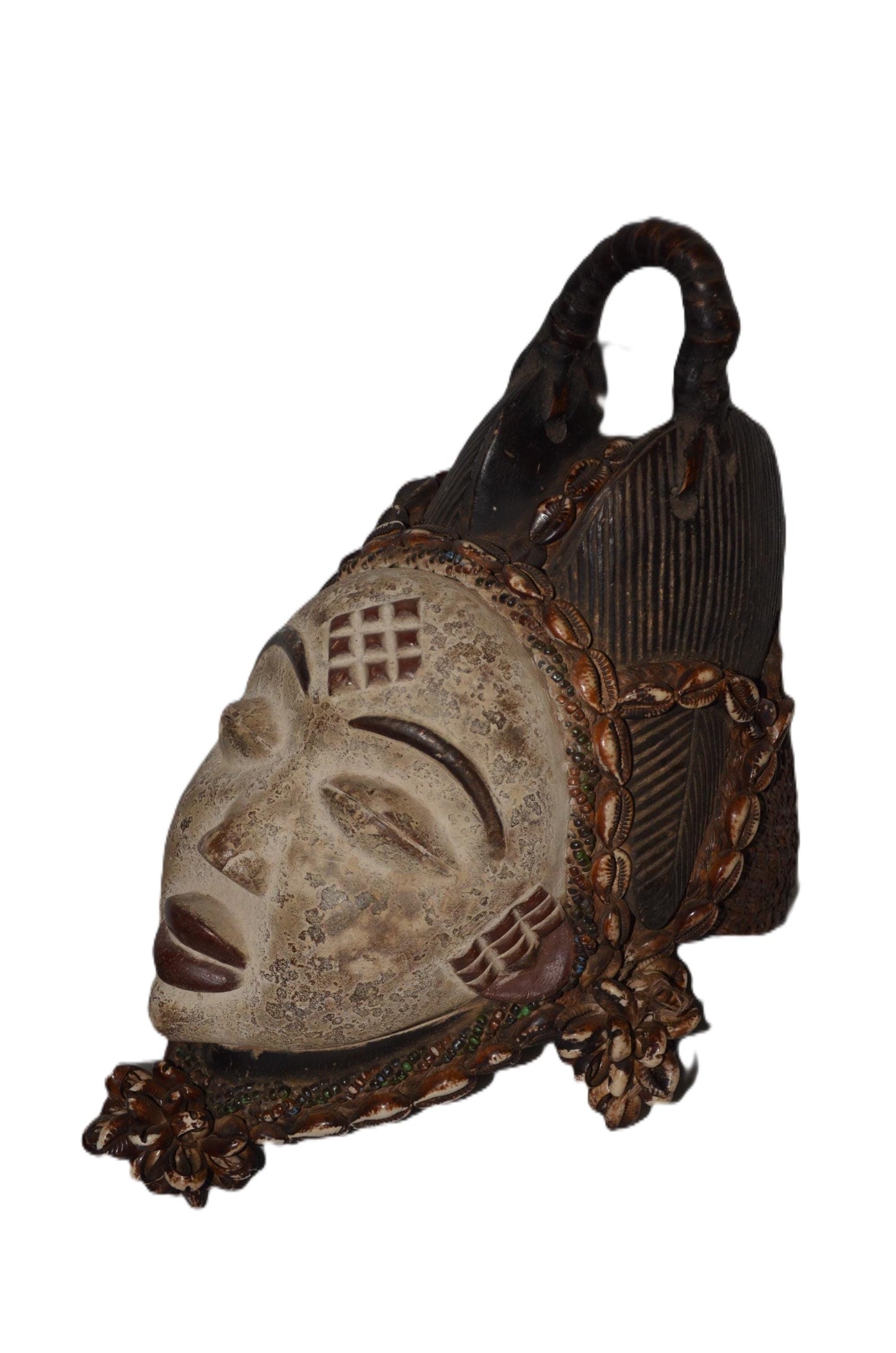 Beaded Bapunu Mask – Hand-Carved Wood Tribal Wall Decor – Gabon African Art