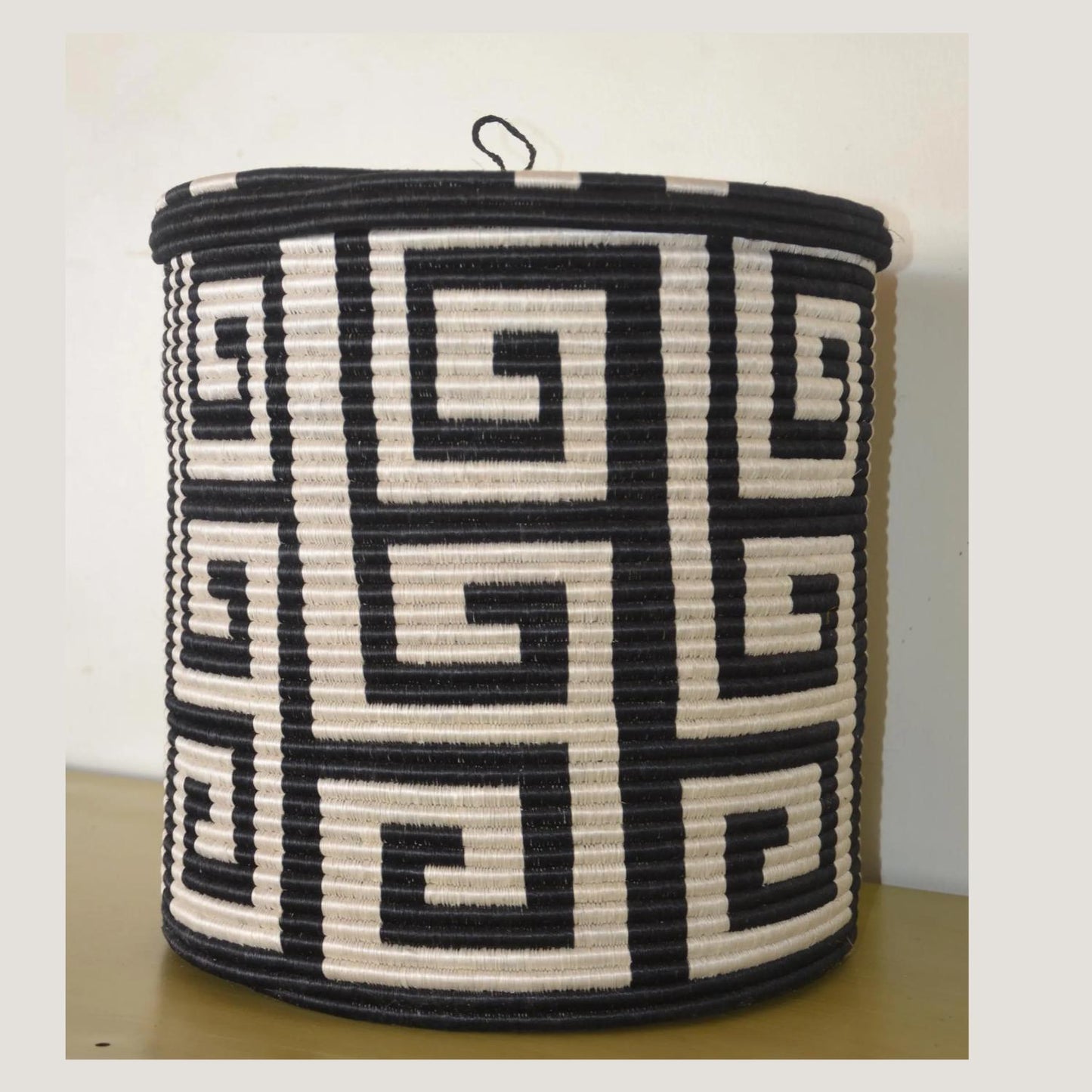 Large Rwandan Agaseke Basket – 18" Lidded Storage – Black & White Woven Art