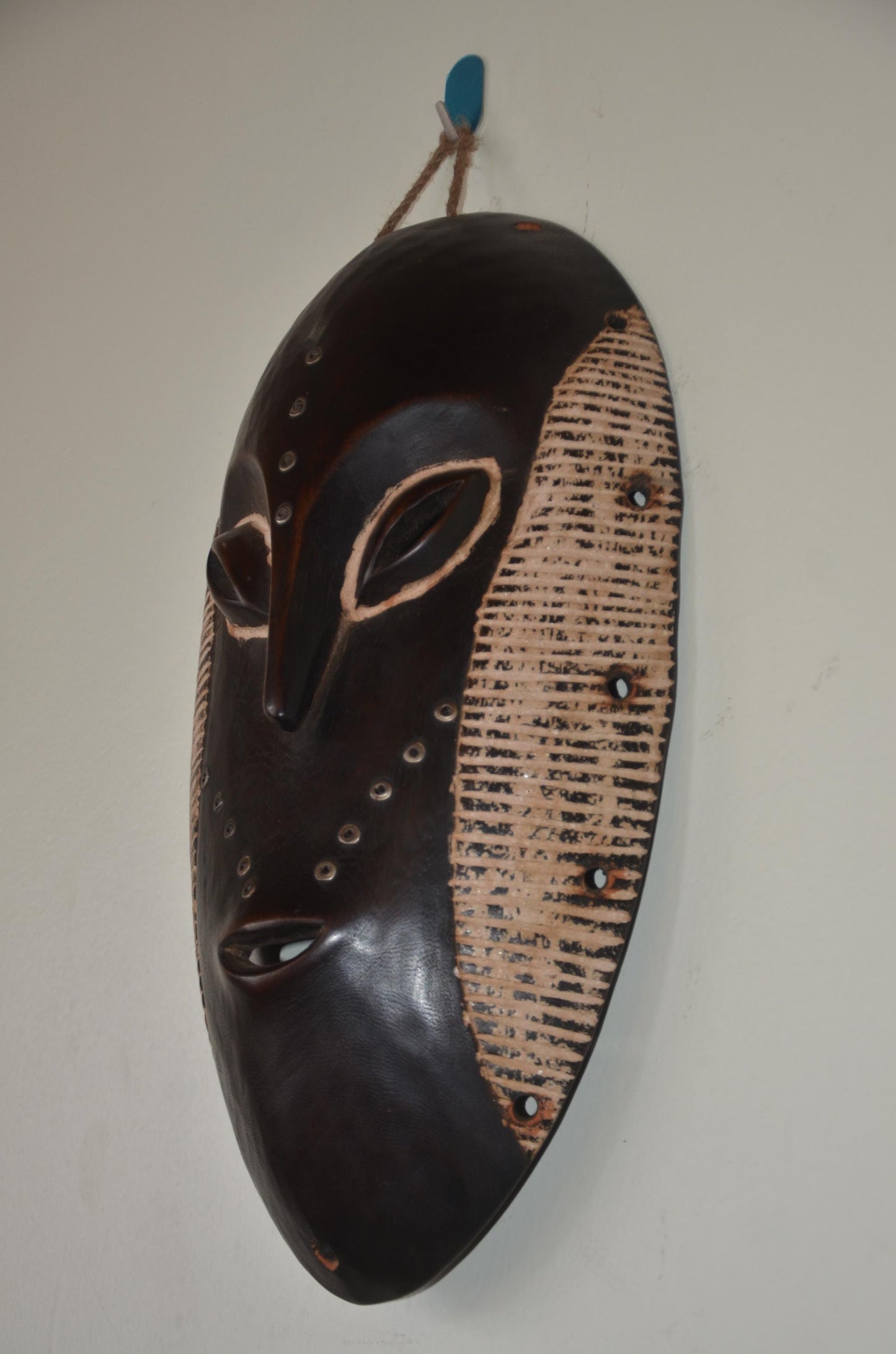 Mahongwe Mask – 19" Hand-Carved Wood – Gabon African Tribal Spirit Art