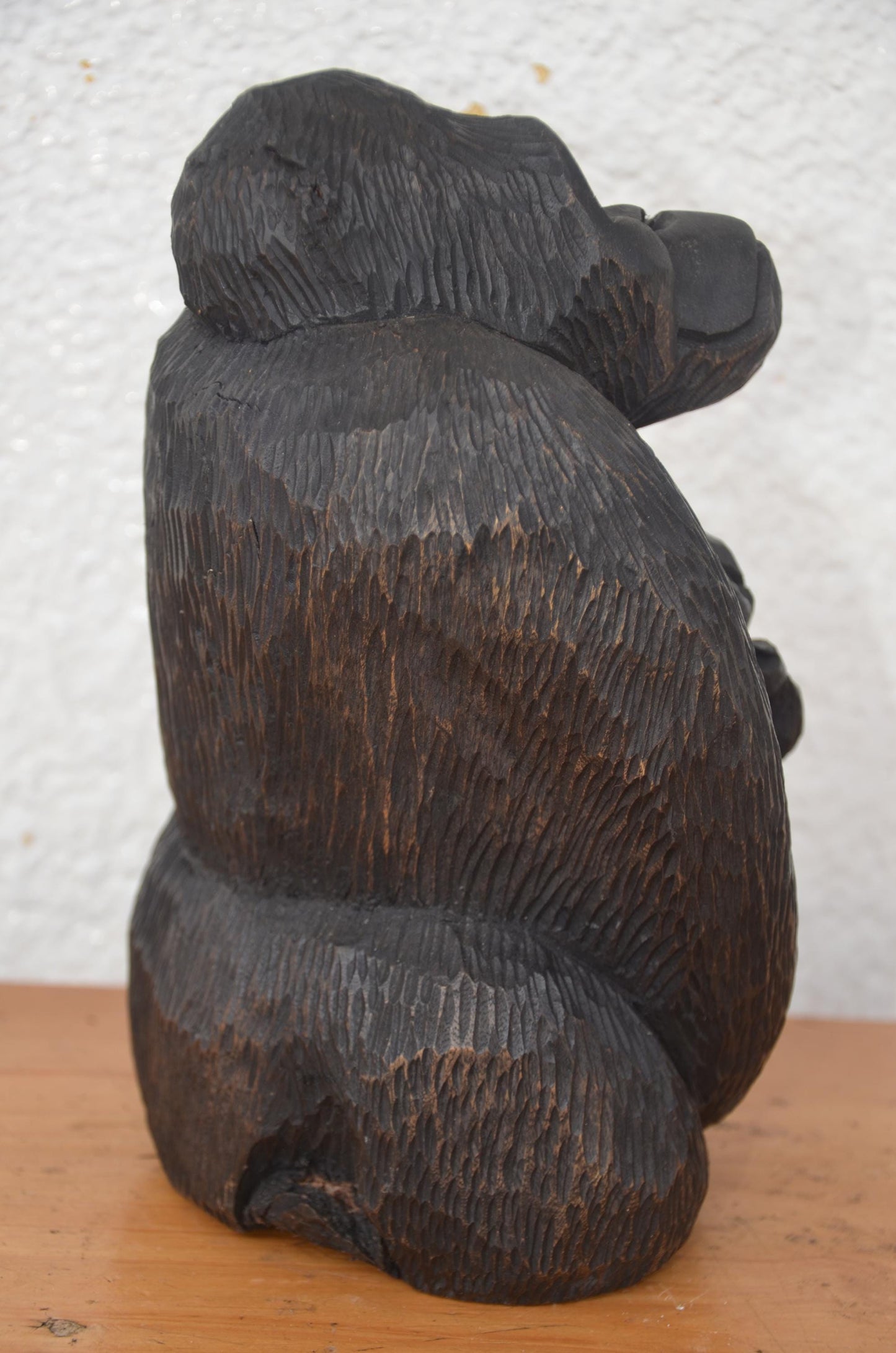 Rwandan Volcano's Gorilla with Baby – 12" Hand-Carved Wood – Mountain Gorilla Art