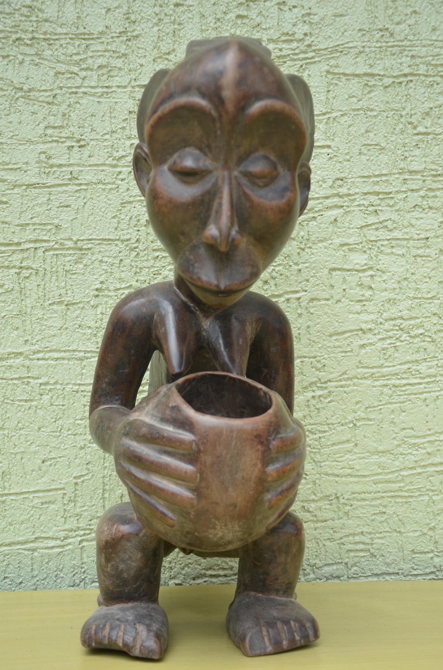 Luba Mboko Bowl Bearer Figure – 20" Congo Wood Statue – African Ancestor Art
