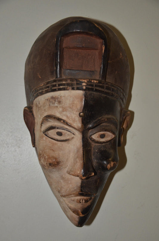 Chokwe Mwana Pwo Mask – 14" Deep-Profile Wood – Congo Female Ancestor Art