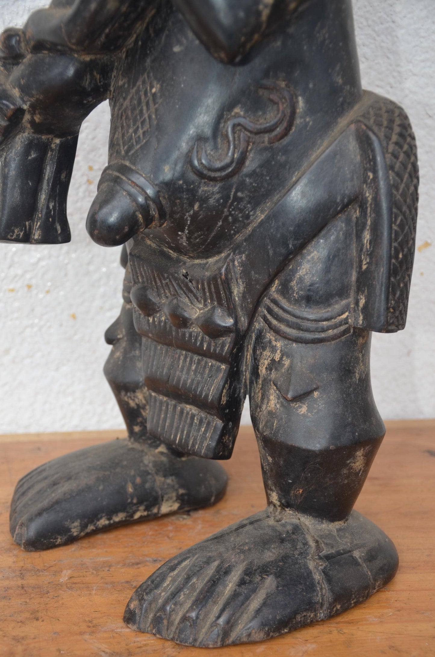 Huge 43" Lulua Queen Statue – Hand-Carved Wood – Congo Tribal Prestige Art