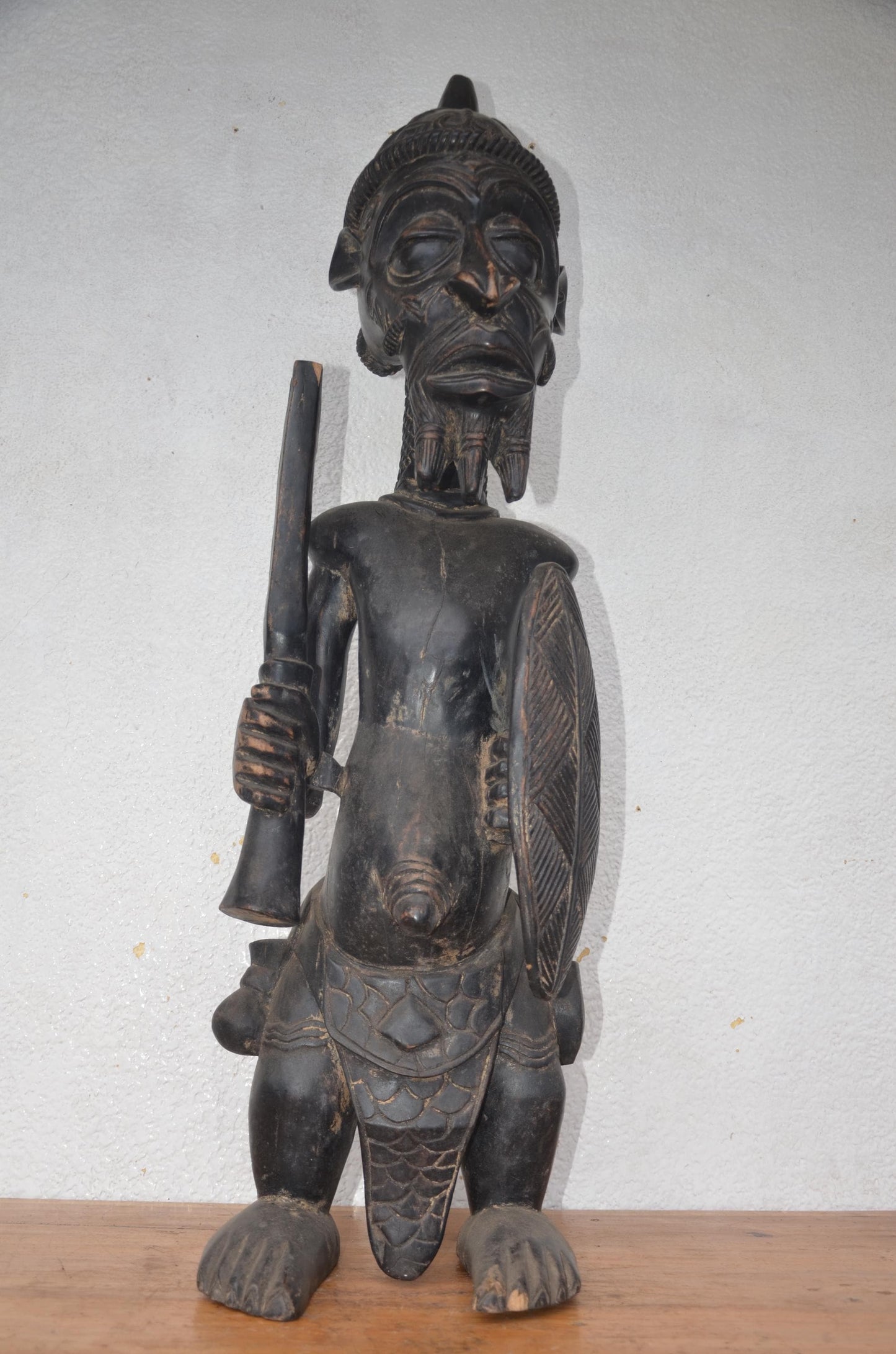 Lulua King Statue – 43" Hand-Carved Wood – Congo Bena Lulua Prestige Art