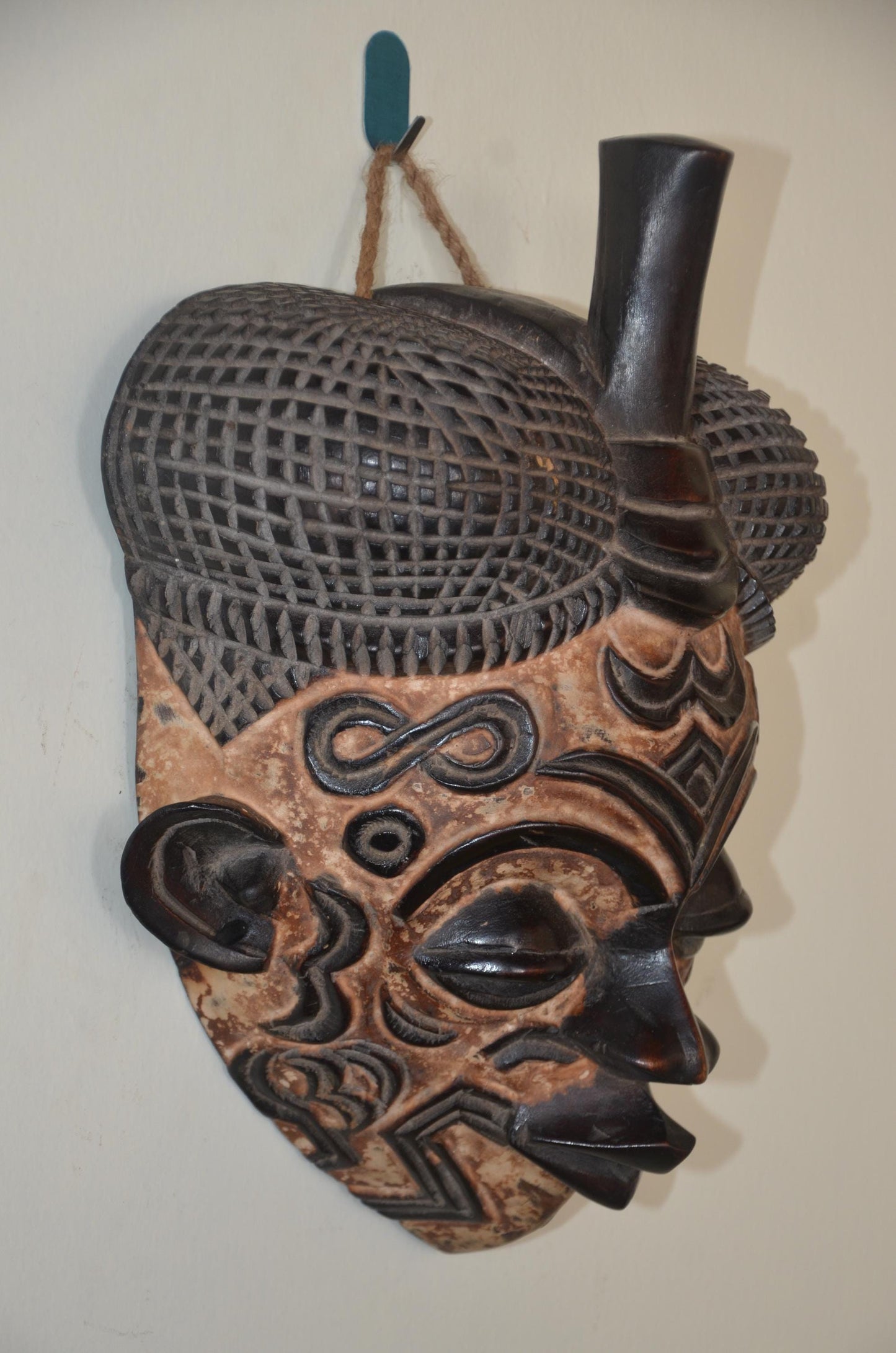 Lulua Tribal Mask – 15" Hand-Carved Wood – Congo Bena Lulua Wall Art
