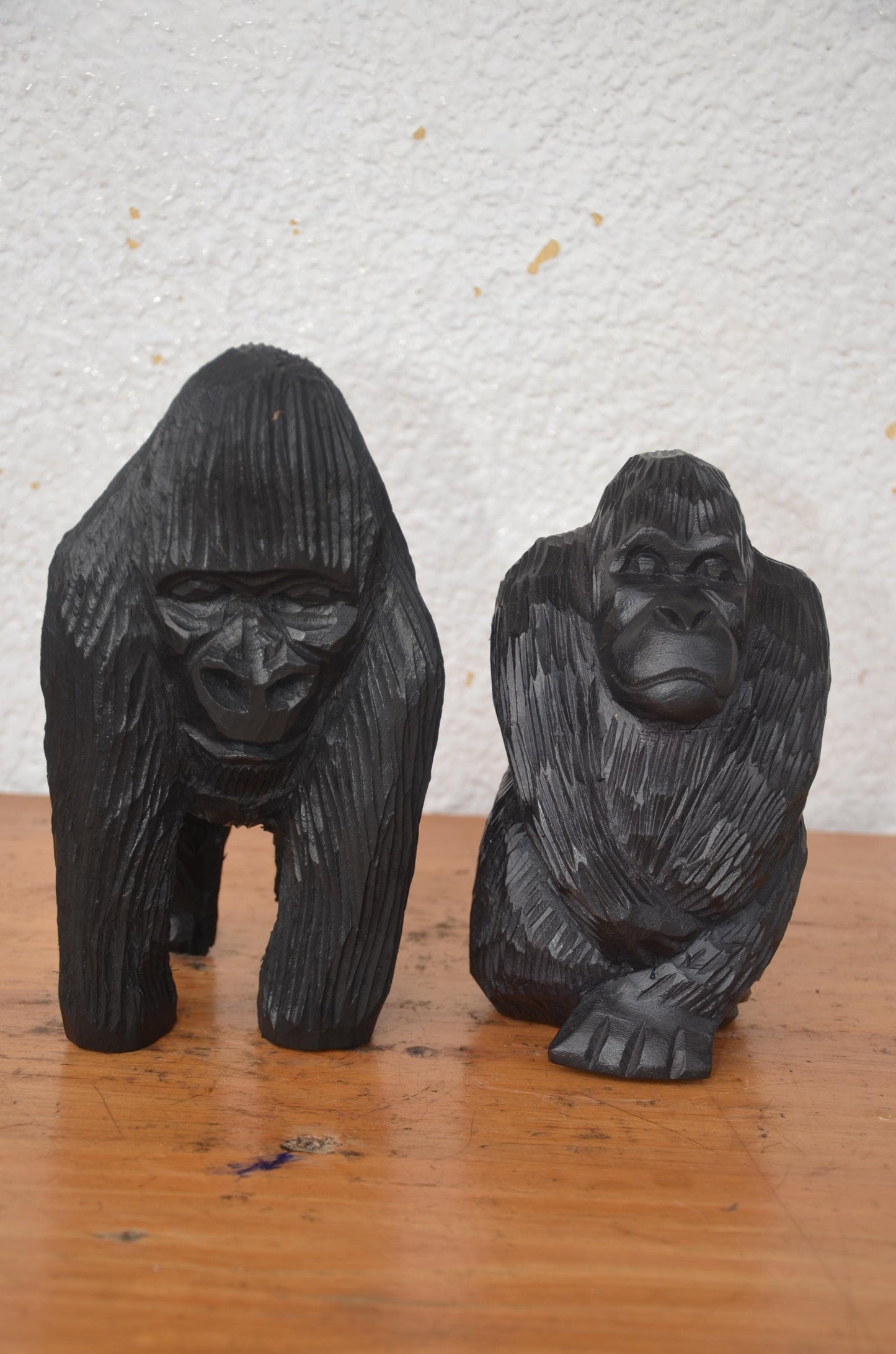Rwandan Gorilla Pair – 9" Hand-Carved Wood Statue – Volcanoes National Art
