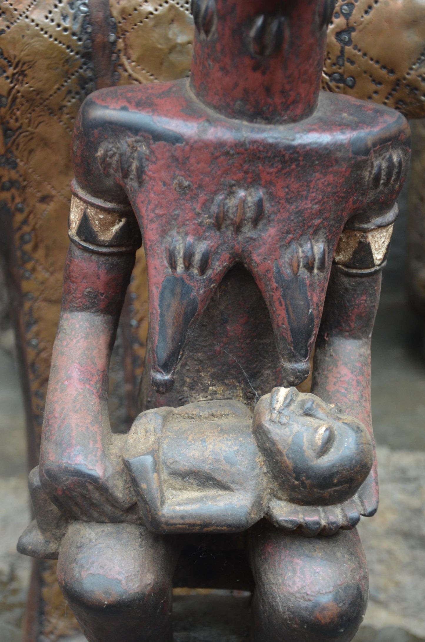 African Pende Maternity Statue – Hand-Carved Wood Mother & Child – Congo Art