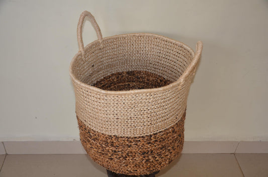 Hand-Woven Sisal Basket – Two-Tone Natural Fiber Storage Tote Organizer