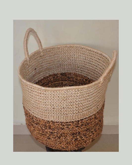 Hand-Woven Sisal Basket – Two-Tone Natural Fiber Storage Tote Organizer