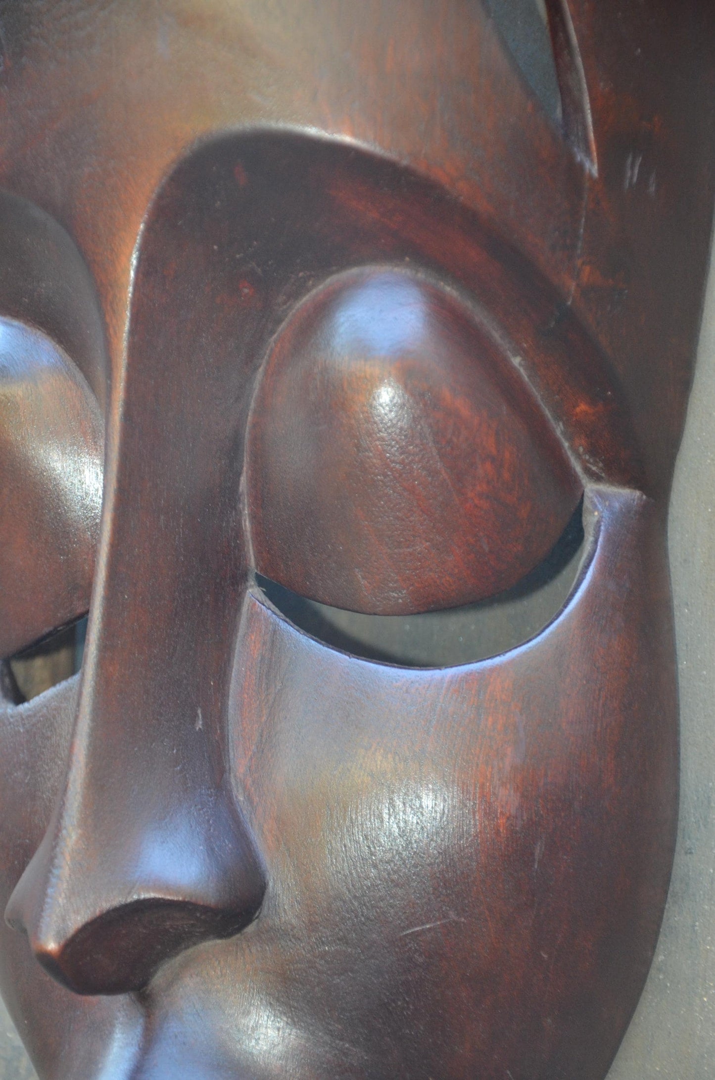 Contemporary Rwandan Mask | Hand-Carved Wood Sculpture | Minimalist Wall Art