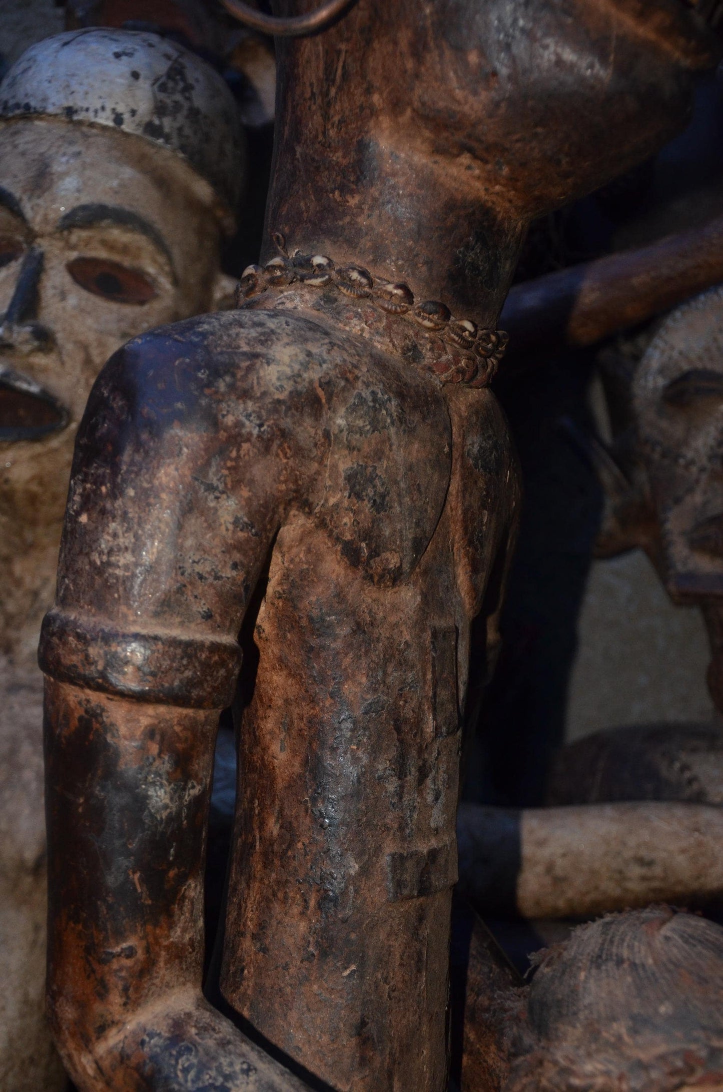 Large Kongo Power Statue – Hand-Carved Wood Multi-Figure Nkisi Art