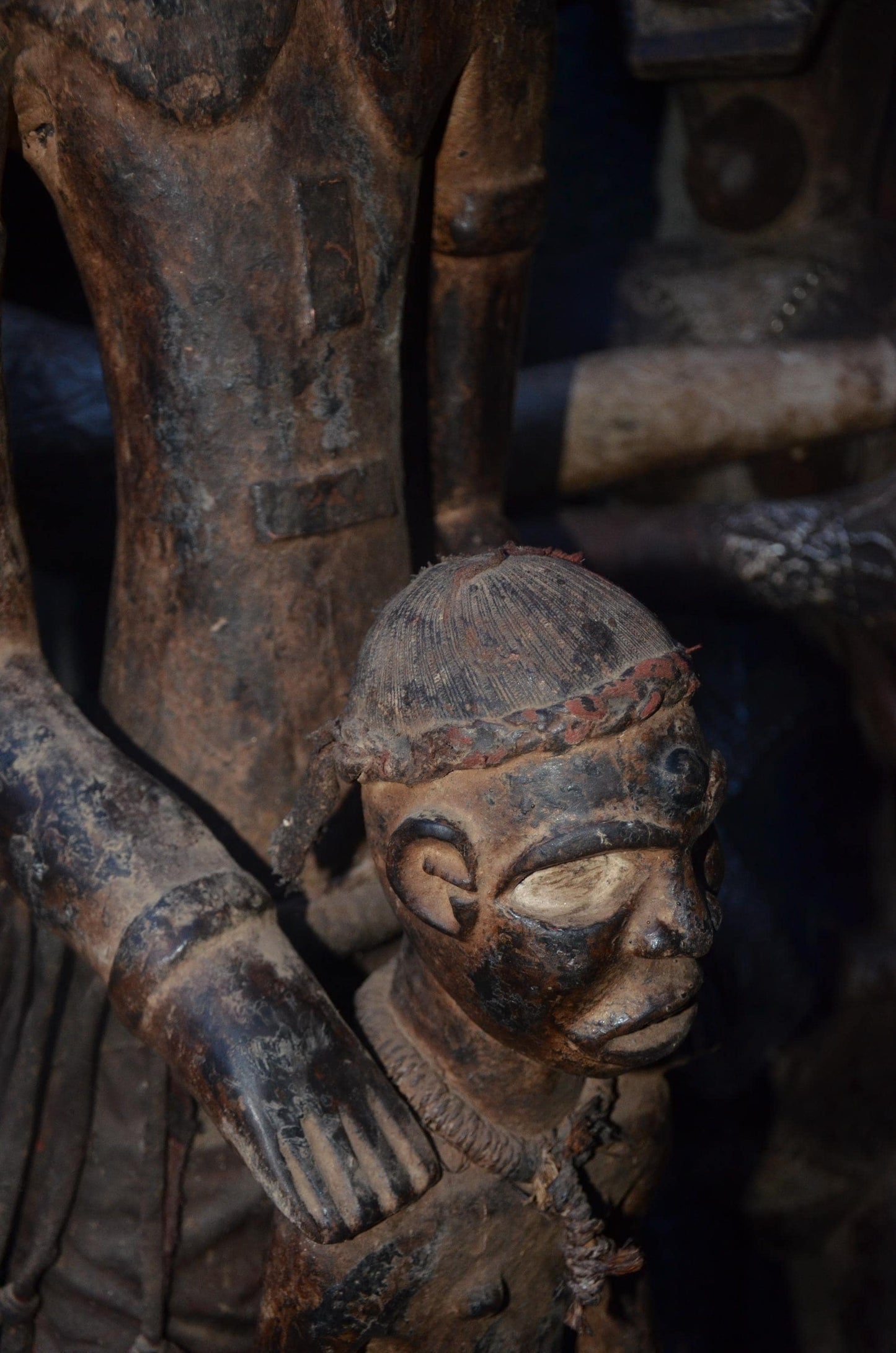Large Kongo Power Statue – Hand-Carved Wood Multi-Figure Nkisi Art
