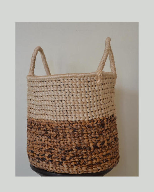 Hand-Woven Sisal Basket – Two-Tone Natural Fiber Storage Tote Organizer